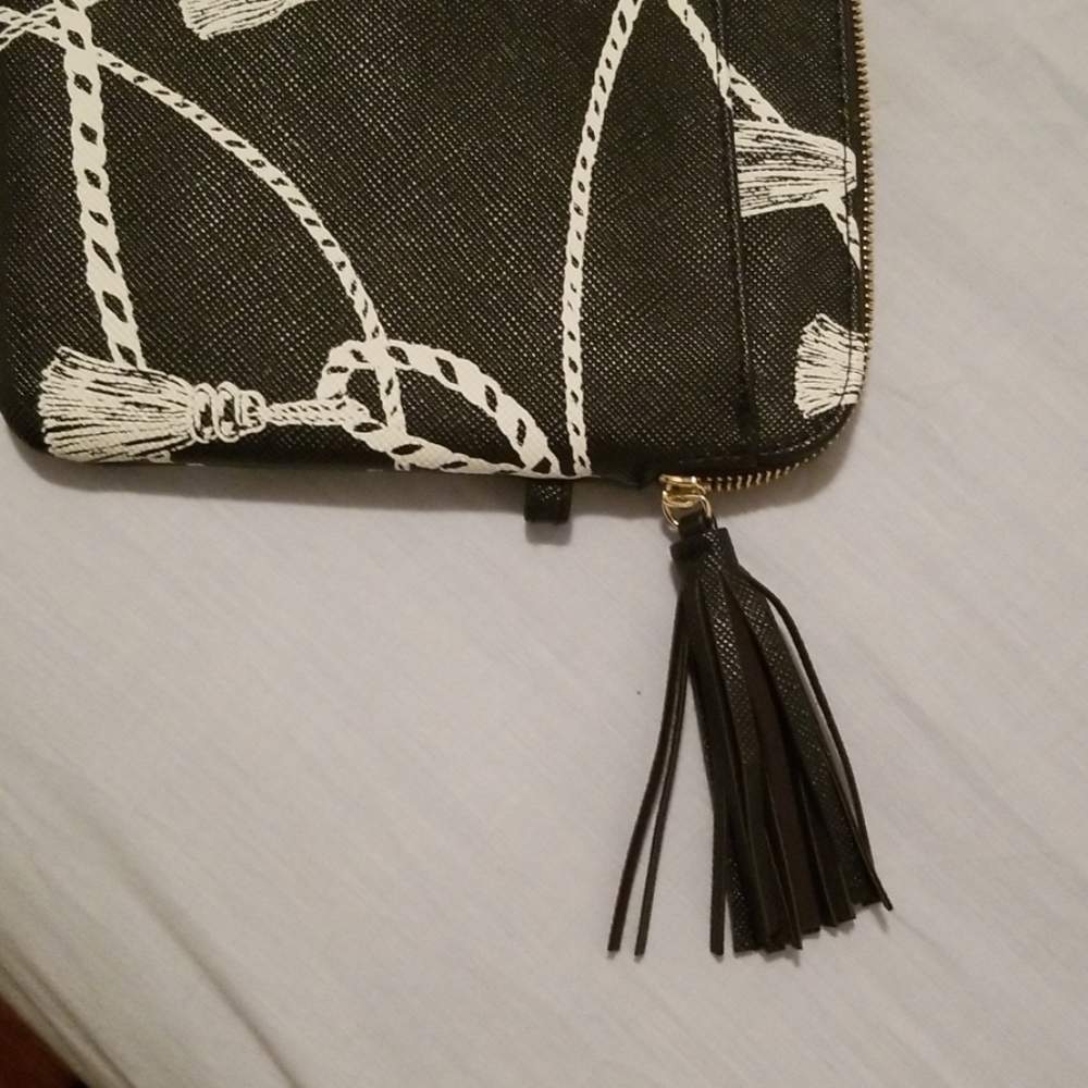 Purse - Picture 3 of 6